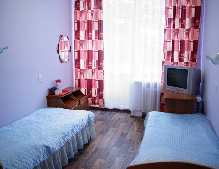 2 категория двухместный (с удобствами на блок из 2-х номеров) - Санаторий «Золотой Колос» Ярославская область